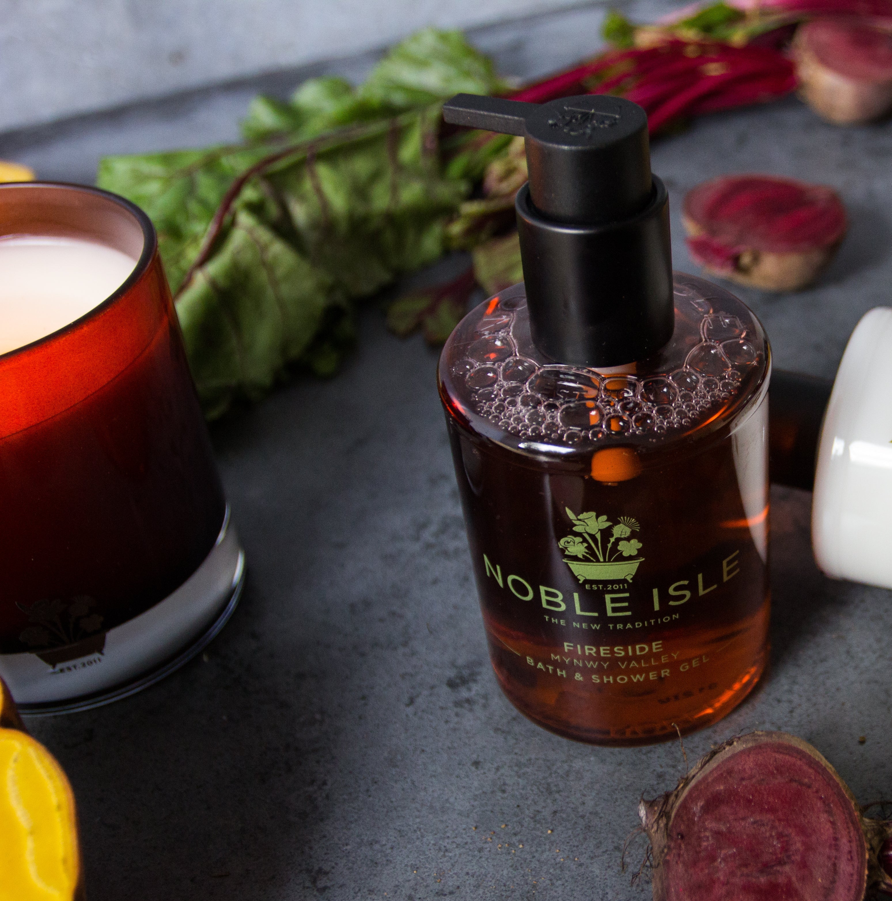 Noble Isle Fireside Bathe By Candlelight Set