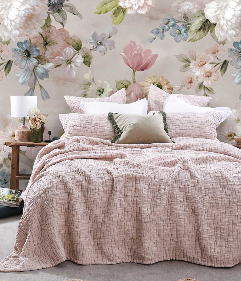 Livie Bedspread Set Cameo