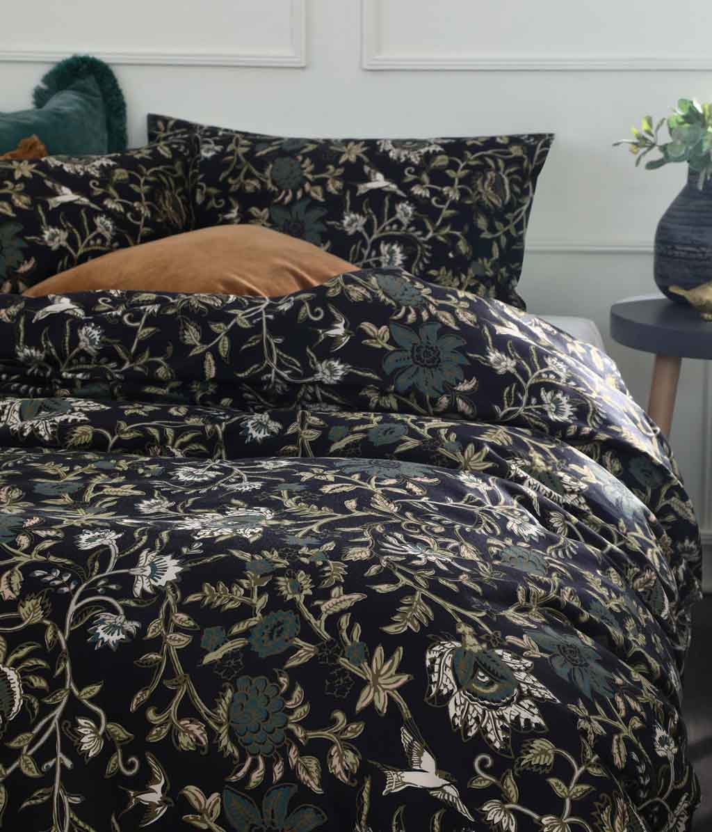 Ivy Ebony Duvet Set