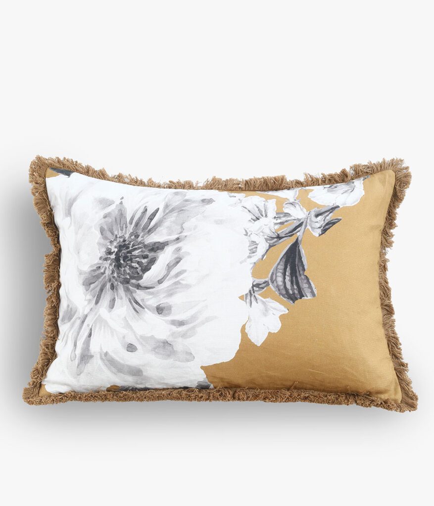 Reine Cushion