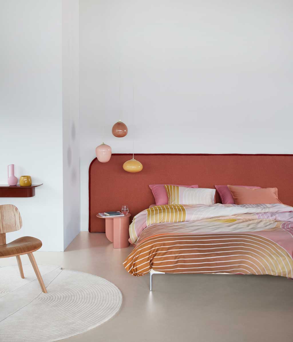 Bedding House Curves Coral Duvet Set