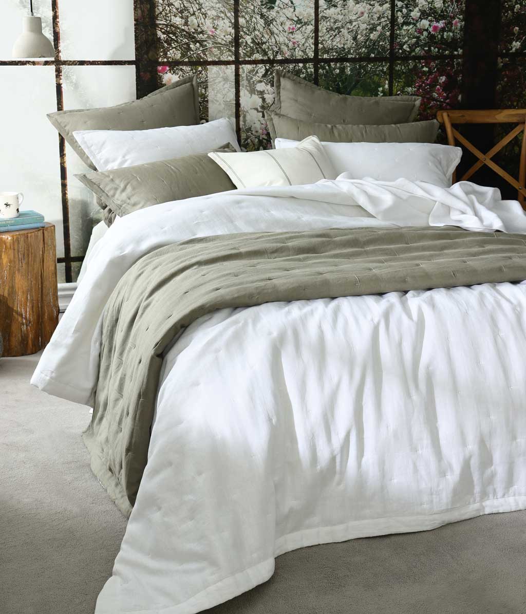 Laundered Linen White Bedspread Set