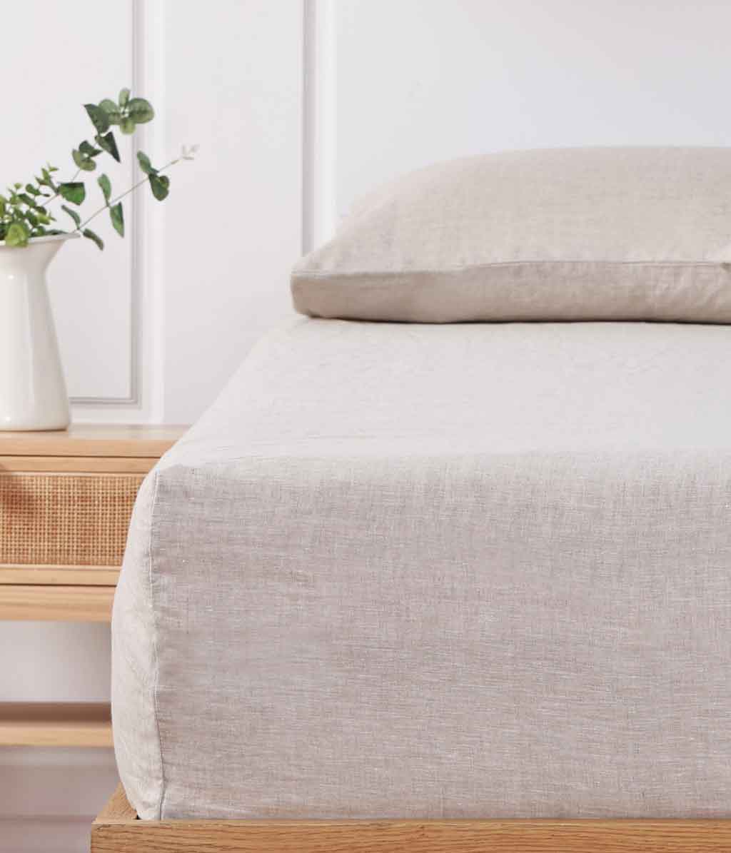 Laundered Linen Natural Fitted Sheet Set