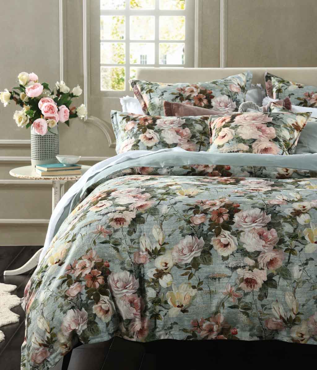 Odile Duvet Set