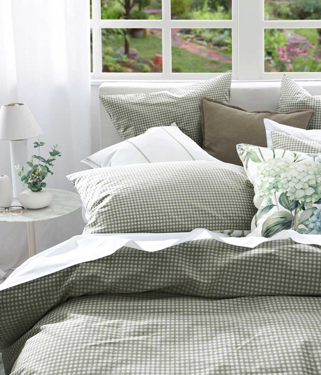 Piccadilly Reversible Duvet Set