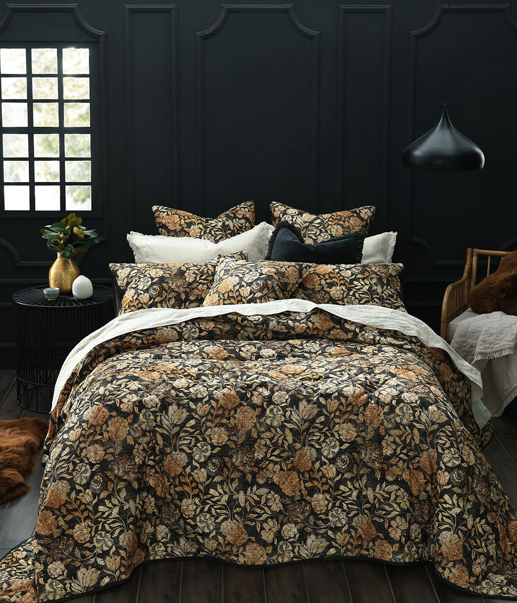 Beaumont Bedspread Set