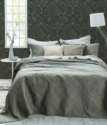 Folium Bedspread Set Thyme