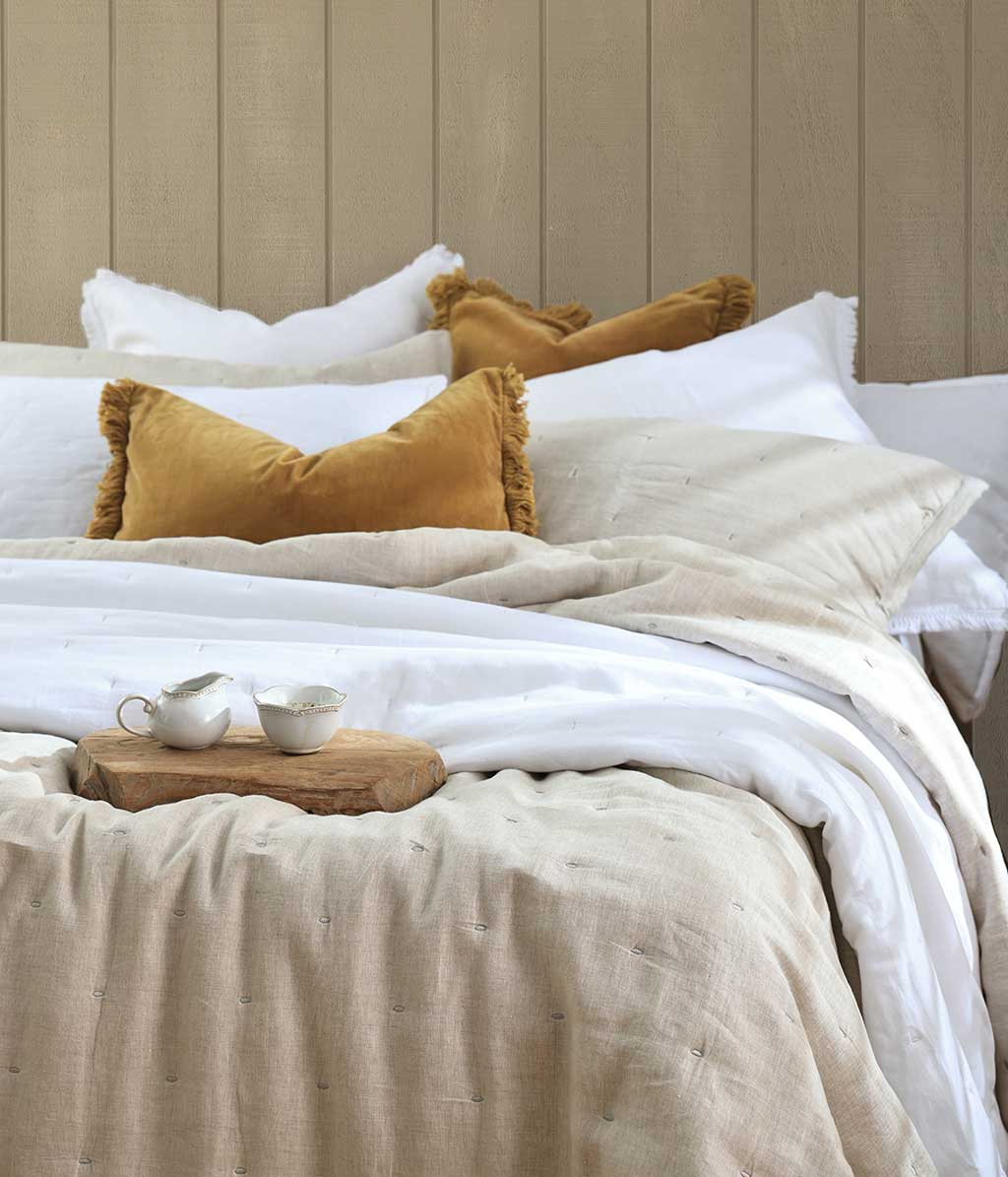 Laundered Linen Natural Bedspread Set