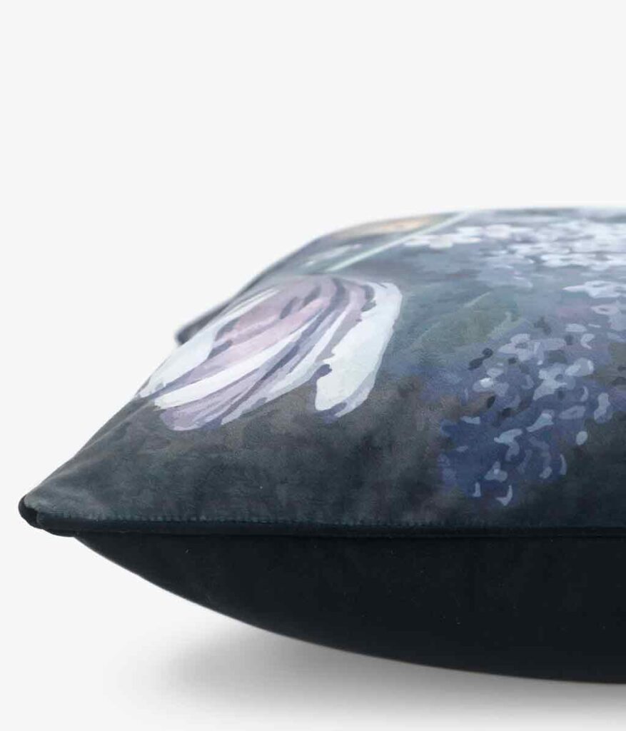 Fi Cushion