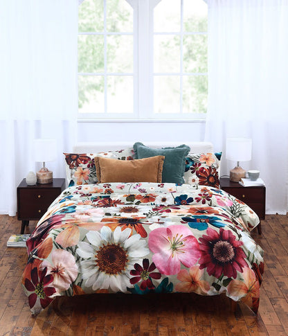 Flowerbed Duvet Set